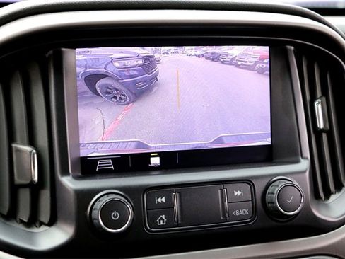 Used 2022 GMC Canyon AT4 w/ Trailering Package image 17