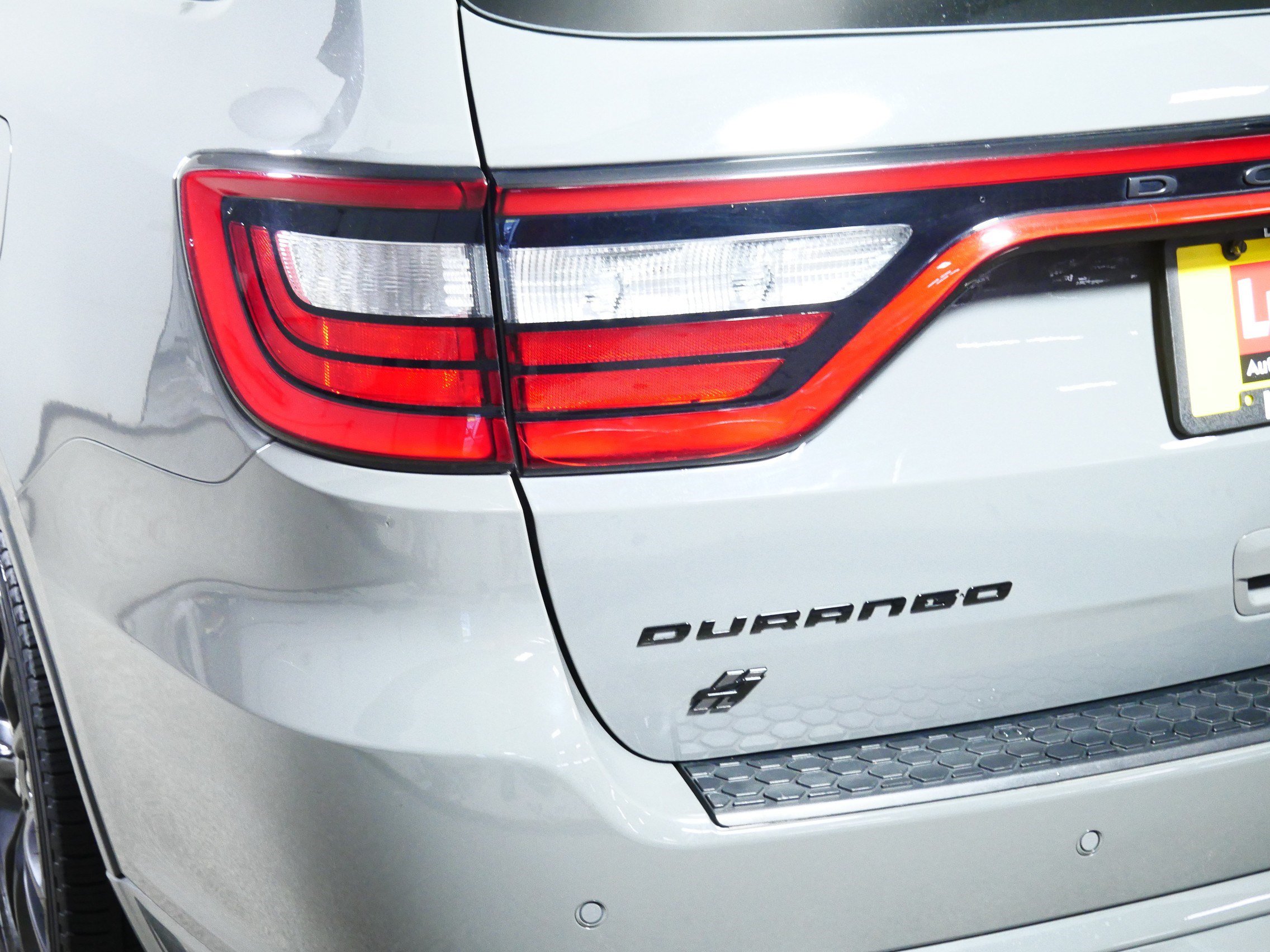Used 2023 Dodge Durango R/T AWD/4WD image 17