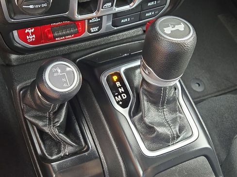 Used 2024 Jeep Wrangler Unlimited Rubicon image 29