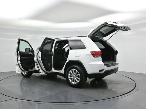 Used 2021 Jeep Grand Cherokee Laredo RWD image 33