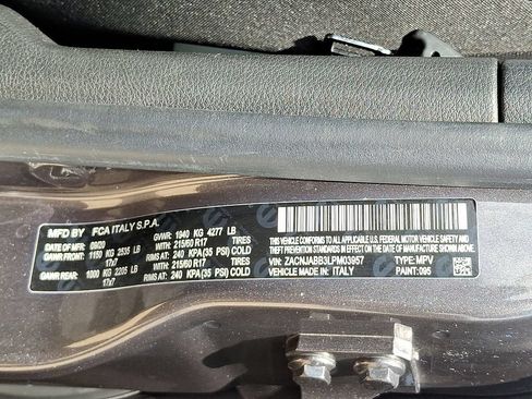 Used 2020 Jeep Renegade Latitude w/ Popular Equipment Group FWD image 27