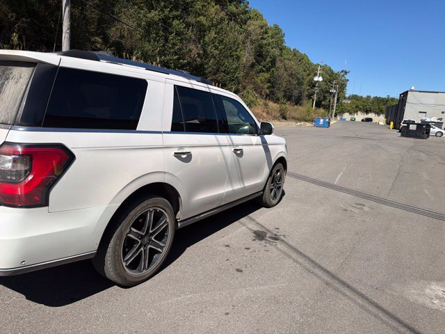Used 2019 Ford Expedition Limited w/ Special Edition Package AWD/4WD image 6
