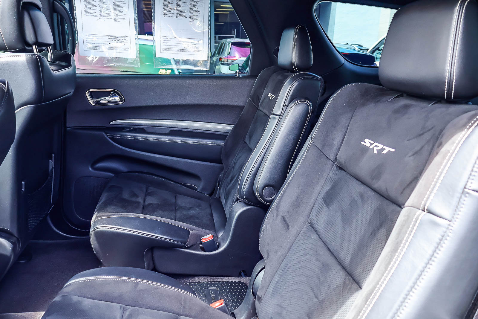 Used 2018 Dodge Durango SRT w/ Technology Group AWD/4WD image 16