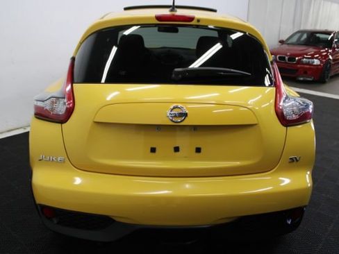Used 2016 Nissan Juke SV w/ Cold Weather Package FWD image 7