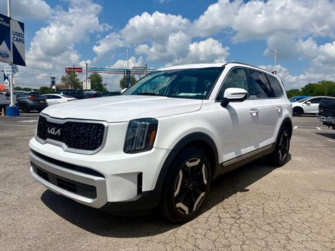 Used 2025 Kia Telluride S AWD/4WD image 7