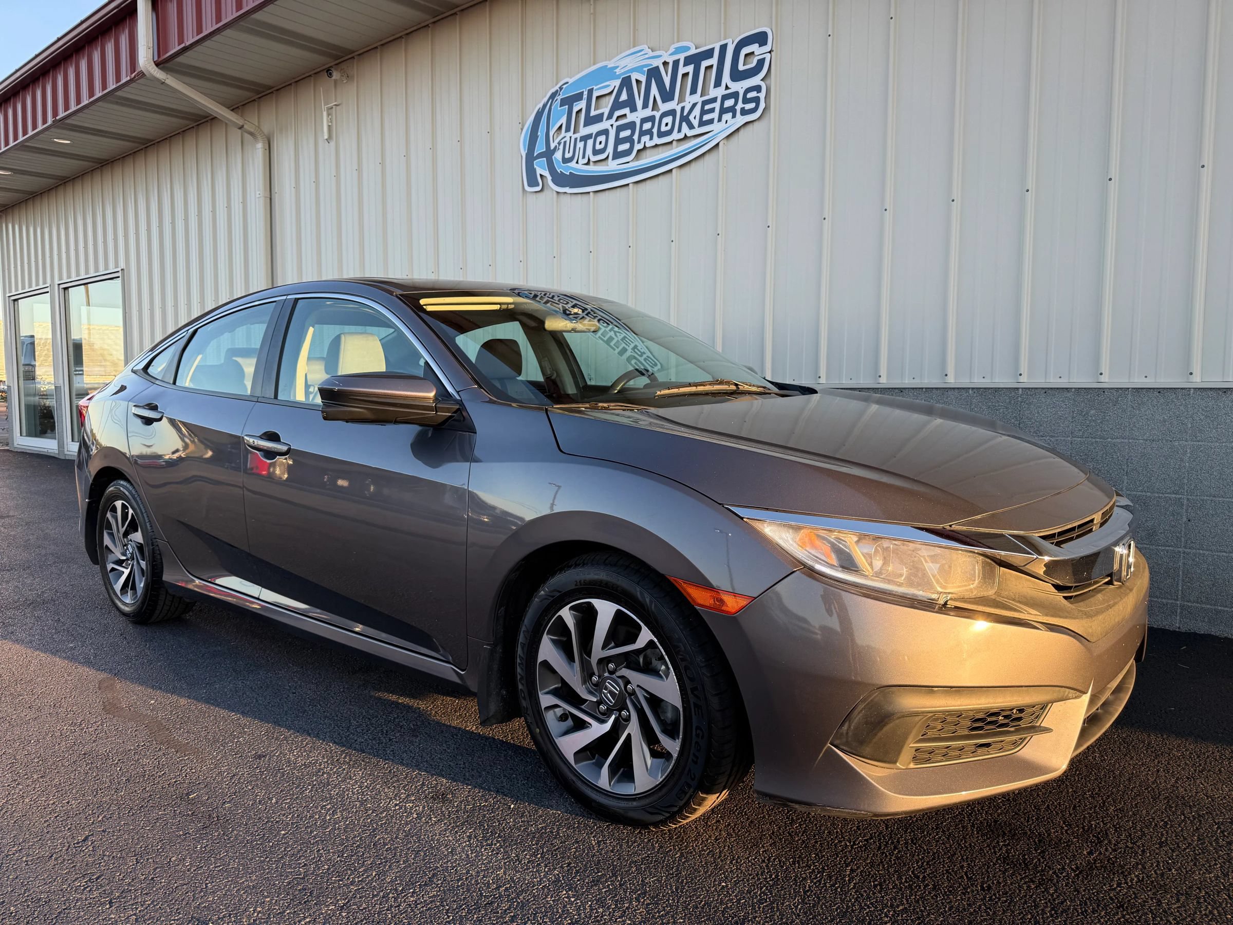 Used 2016 Honda Civic EX image 4