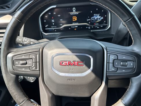 Used 2024 GMC Sierra 2500 AT4 w/ AT4 Premium Plus Package AWD/4WD image 15