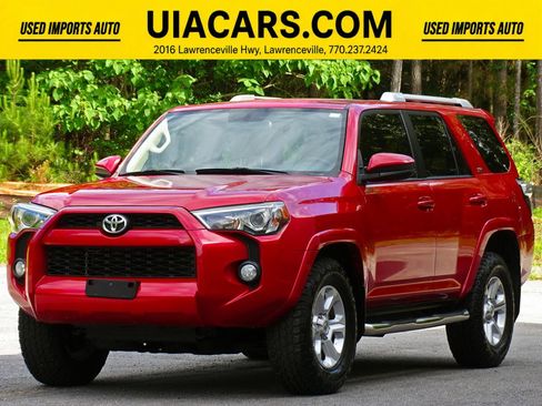 Used 2018 Toyota 4Runner SR5 RWD image 2