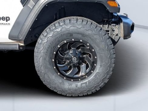 Used 2022 Jeep Wrangler Unlimited Sport image 11