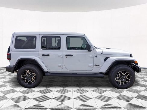 New 2027 Jeep Wrangler Unlimited Sahara AWD/4WD image 11
