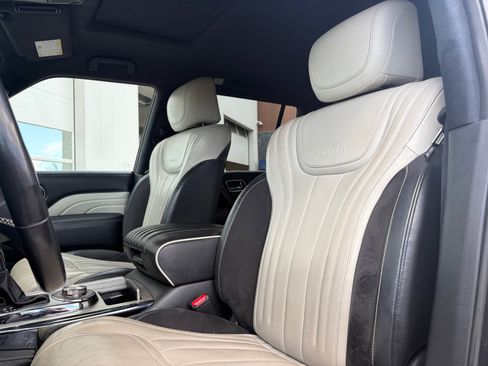 Used 2019 INFINITI QX80 Limited AWD/4WD image 14