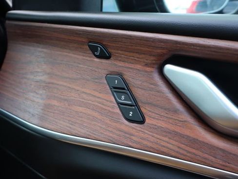 Used 2025 Jeep Grand Cherokee Summit w/ Obsidian Package image 48