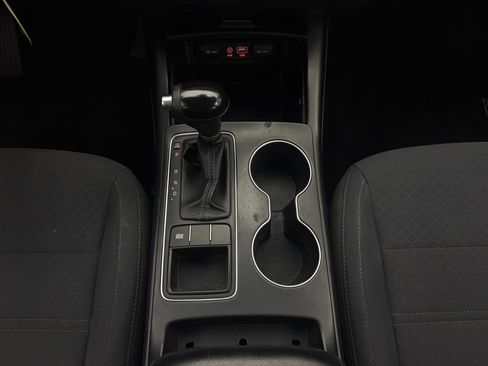 Used 2017 Kia Sorento FWD image 25