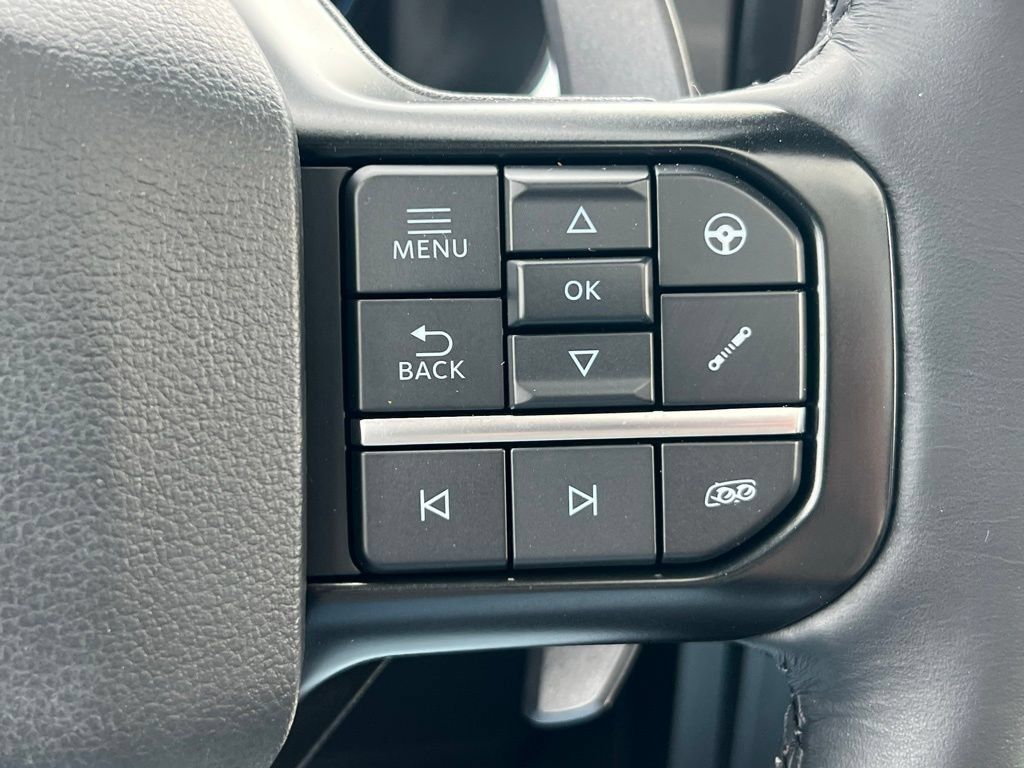 Used 2023 Ford F150 Raptor AWD/4WD image 40
