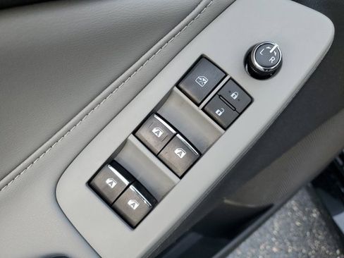 Used 2020 Toyota Avalon XLE w/ Moonroof Package image 15