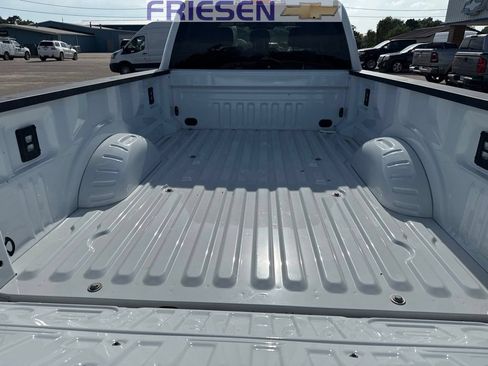 Used 2024 Ford F350 XLT w/ FX4 Off-Road Package AWD/4WD image 4