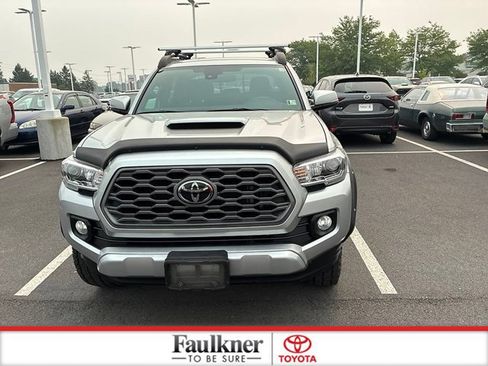 Used 2023 Toyota Tacoma TRD Sport w/ Black Out Package (TMS) AWD/4WD image 23