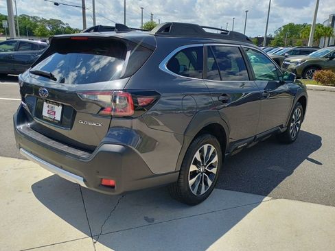 Certified 2023 Subaru Outback Limited AWD/4WD image 5