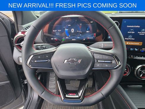 Certified 2025 Chevrolet Blazer EV RS AWD/4WD image 14
