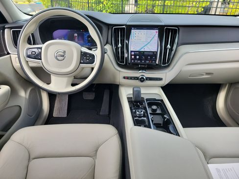 Used 2023 Volvo XC60 B5 Plus w/ Climate Package image 14