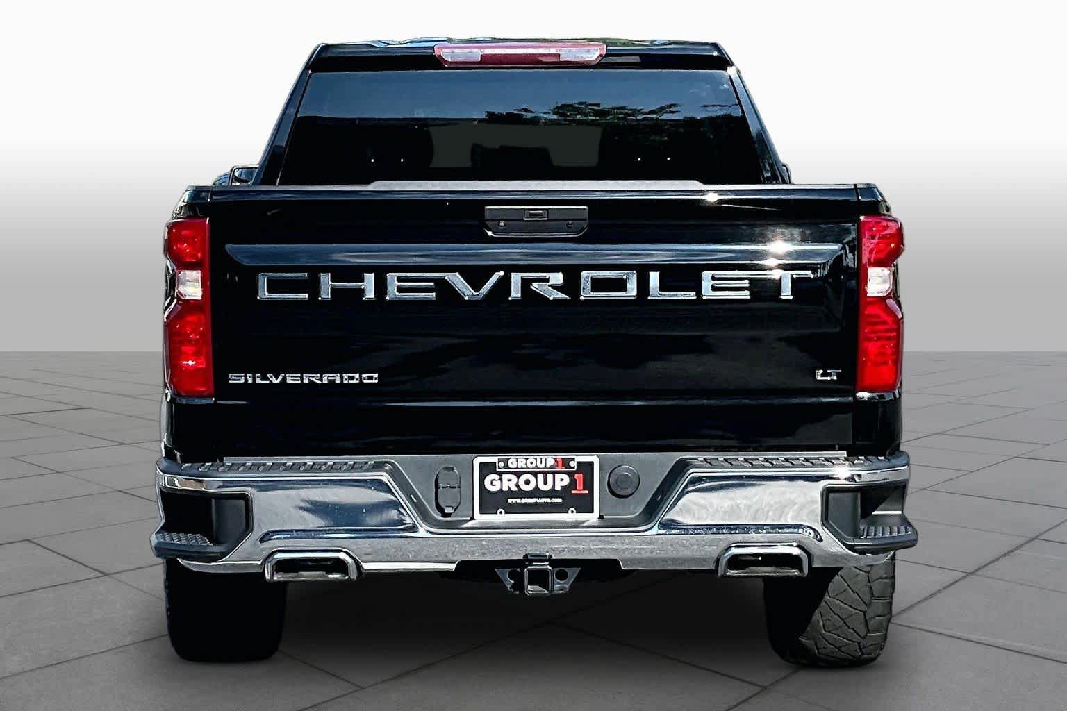 Used 2021 Chevrolet Silverado 1500 LT w/ Z71 Off-Road Package AWD/4WD image 8