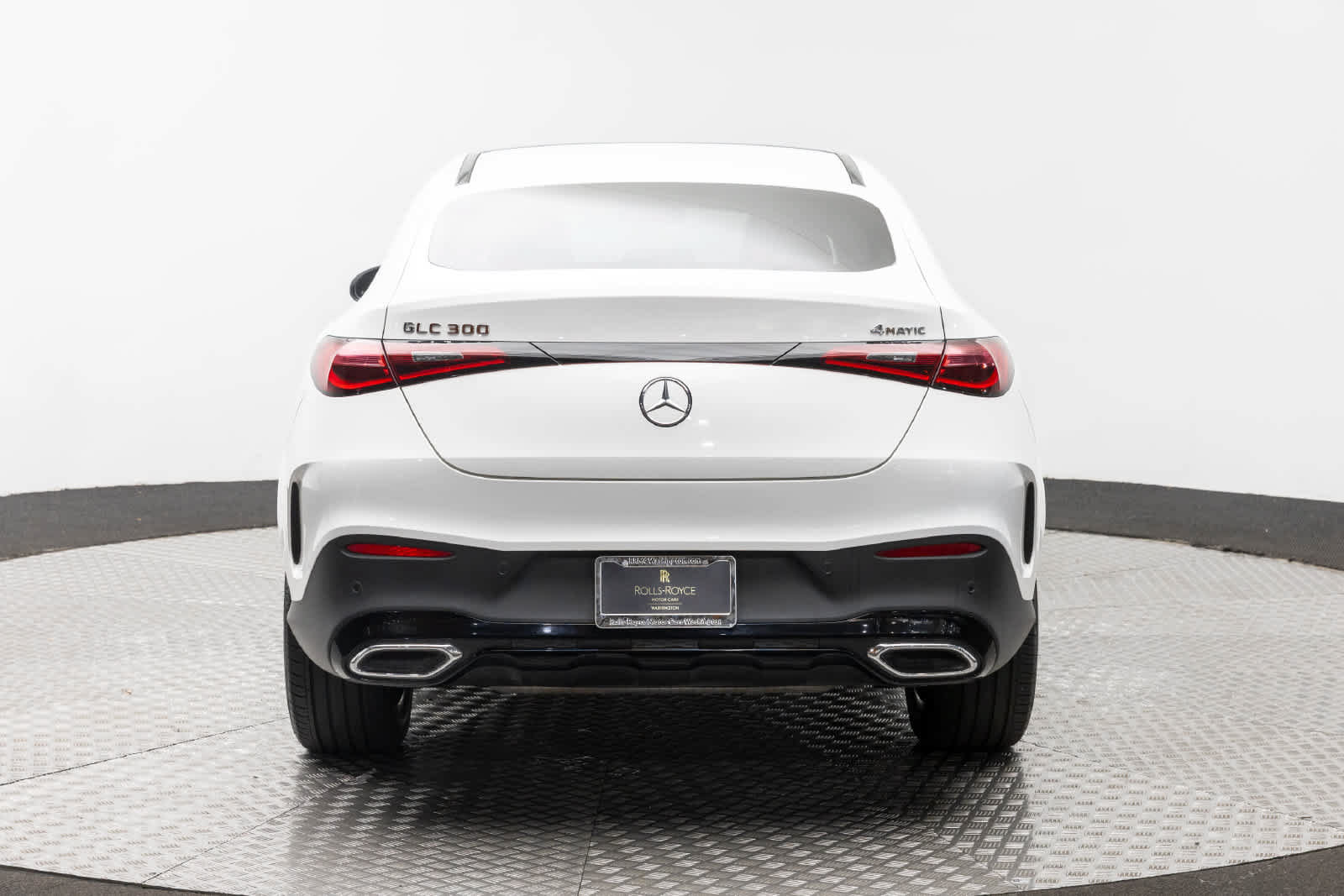 Used 2026 Mercedes-Benz GLC 300 4MATIC image 5