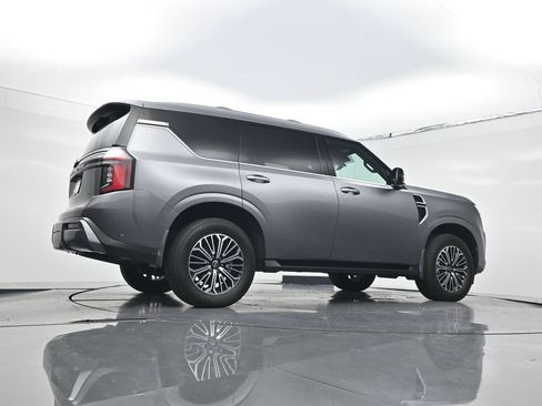 Used 2025 Nissan Armada SL w/ Captain's Chari Seat Package AWD/4WD image 21