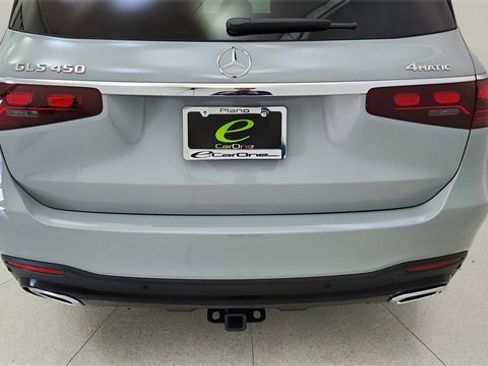 Used 2025 Mercedes-Benz GLS 450 GLS 450 image 12