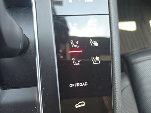 Used 2023 Porsche Macan S AWD/4WD image 24