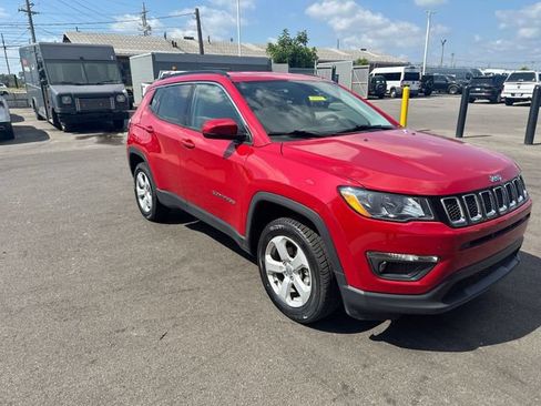Used 2021 Jeep Compass Latitude w/ Convenience Group AWD/4WD image 11