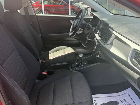 Used 2023 Kia Rio S FWD image 12