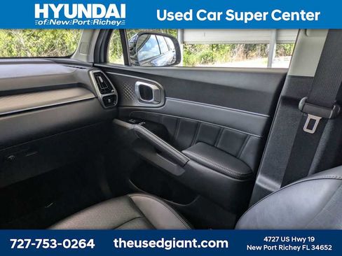 Used 2023 Kia Sorento SX AWD/4WD image 24