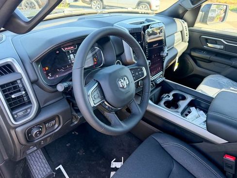 New 2026 RAM 1500 Big Horn AWD/4WD image 13