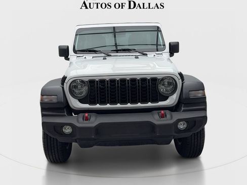 Used 2024 Jeep Wrangler Unlimited Sport AWD/4WD image 3