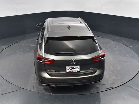 Used 2018 Buick Regal Essence w/ Driver Confidence Package #1 image 42