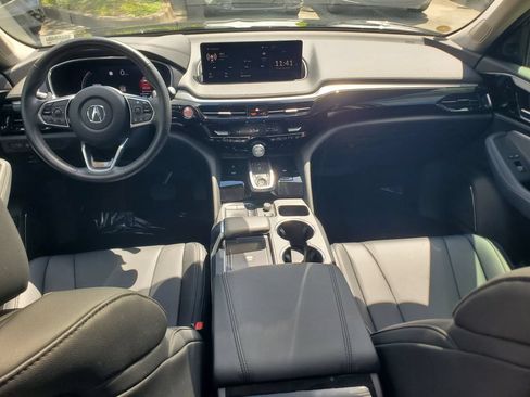 Used 2024 Acura MDX FWD image 10