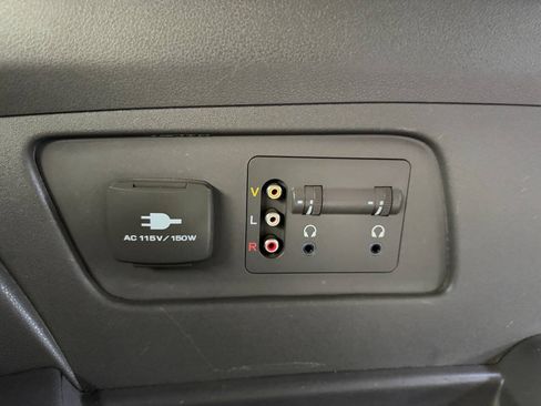 Used 2016 Honda Odyssey Touring image 32