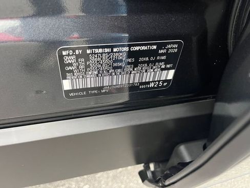 New 2026 Mitsubishi Outlander LE FWD image 35