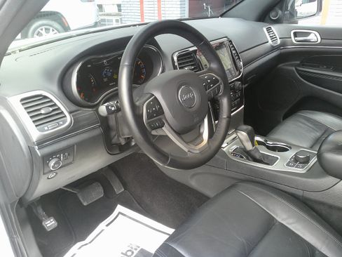 Used 2022 Jeep Grand Cherokee Limited AWD/4WD image 17
