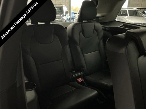 Used 2019 Volvo XC90 T8 Momentum w/ Advanced Package image 13