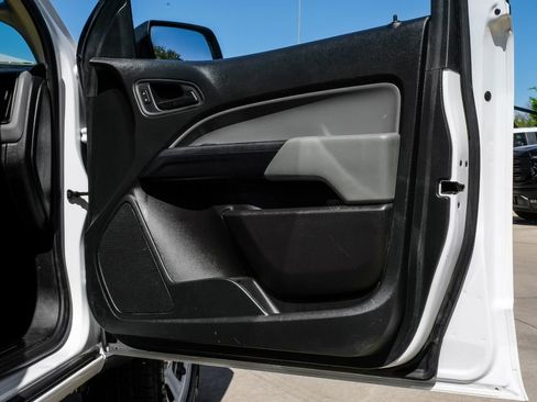 Used 2022 Chevrolet Colorado W/T w/ WT Convenience Package image 40