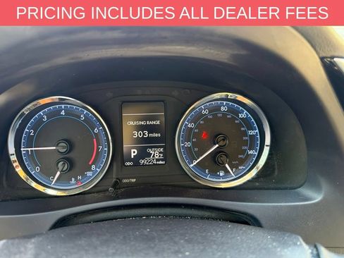 Used 2017 Toyota Corolla LE FWD image 10