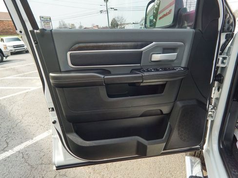 Used 2021 RAM 2500 Big Horn w/ Level 2 Equipment Group image 19