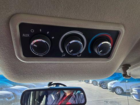 Used 2016 Chevrolet Express 2500 LS image 43