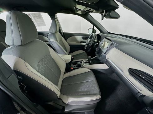 Certified 2025 Subaru Forester image 32