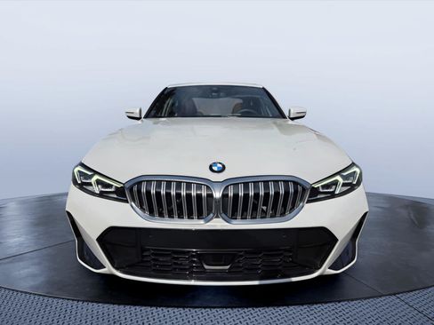Used 2026 BMW 330i Sedan w/ M Sport Package RWD image 8