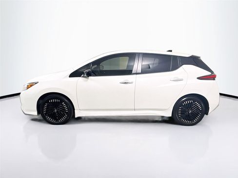 Used 2023 Nissan Leaf SV Plus image 17