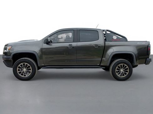 Used 2017 Chevrolet Colorado ZR2 w/ LPO, Premium Interior Package AWD/4WD image 9