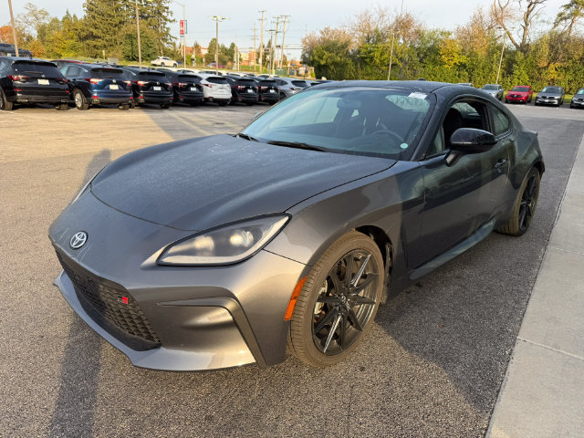 Used 2024 Toyota GR86 Premium RWD image 3