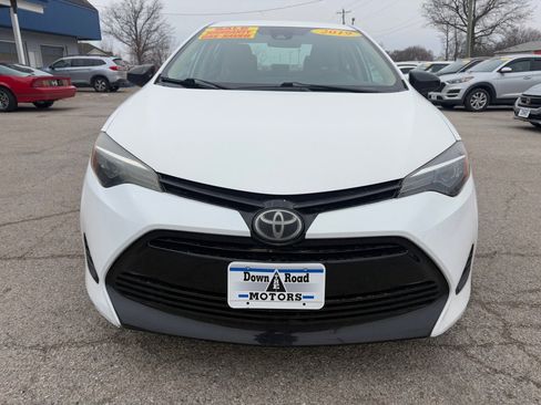 Used 2019 Toyota Corolla LE image 8